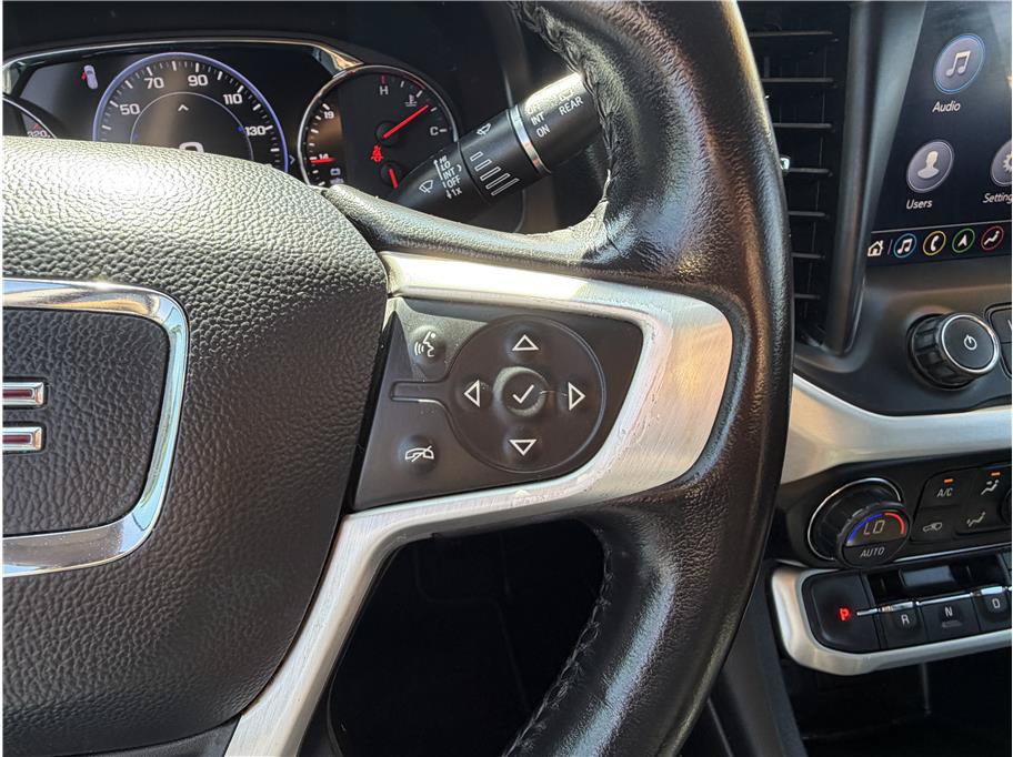 Used 2020 GMC Acadia SLT w/ Driver Alert Package II FWD image 26