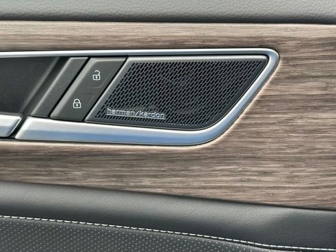 New 2026 Volkswagen Atlas SEL Premium R-Line AWD/4WD image 23