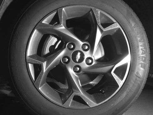 Used 2025 Chevrolet Trax LT w/ LT Convenience Package image 12