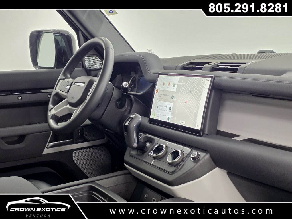 Used 2023 Land Rover Defender 130 SE AWD/4WD image 13