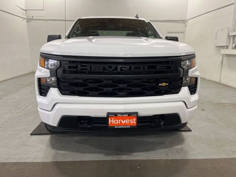 Certified 2022 Chevrolet Silverado 1500 Custom image 2