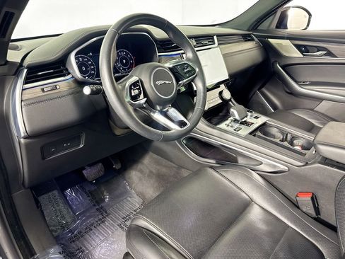 Used 2023 Jaguar F-PACE S image 9