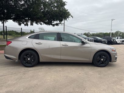 Used 2024 Chevrolet Malibu LT