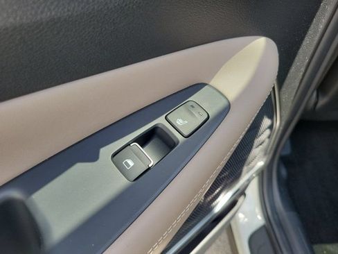 Certified 2023 Hyundai Santa Fe Limited FWD image 11