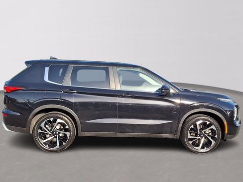 Used 2024 Mitsubishi Outlander SE FWD image 7