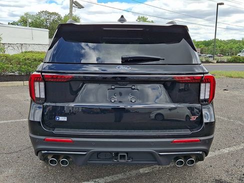 Used 2025 Ford Explorer ST w/ Sun And Sound Package AWD/4WD image 10