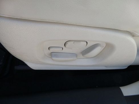 Used 2003 Jaguar S-TYPE R image 64