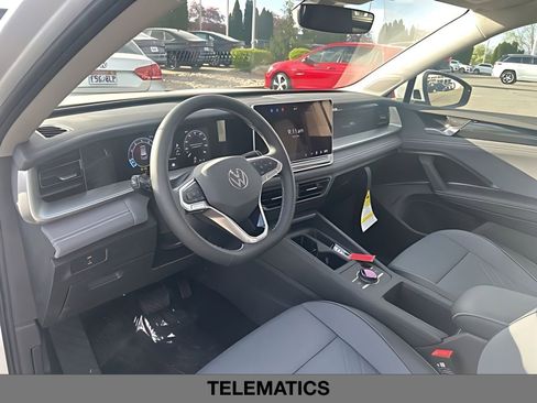 New 2026 Volkswagen Tiguan SE AWD/4WD image 20