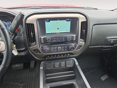 Certified 2019 GMC Sierra 2500 Denali w/ Duramax Plus Package image 11