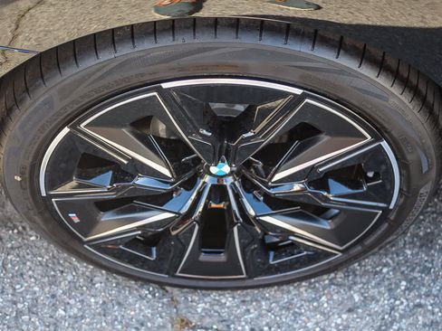 New 2026 BMW 740i image 8