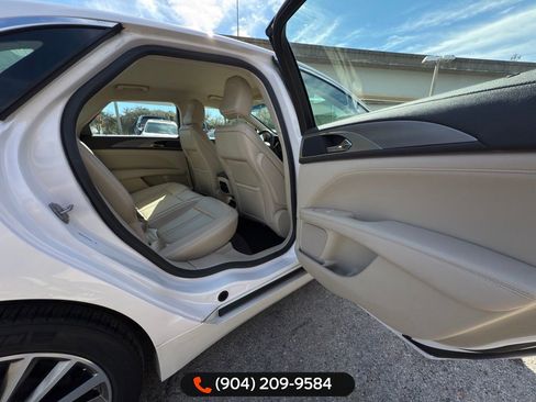 Used 2020 Lincoln MKZ image 26