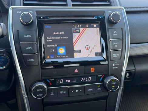 Used 2015 Toyota Camry XLE image 24