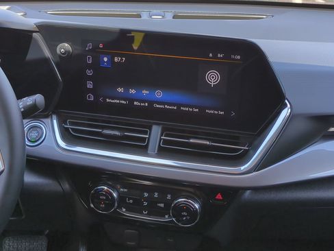 New 2026 Chevrolet Trax ACTIV w/ Driver Confidence Package FWD image 18