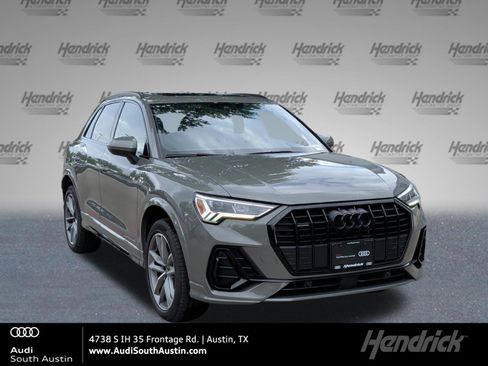 Used 2023 Audi Q3 2.0T Premium w/ Black Optic Sport Package image 1