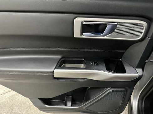Used 2022 Ford Explorer Limited RWD image 21
