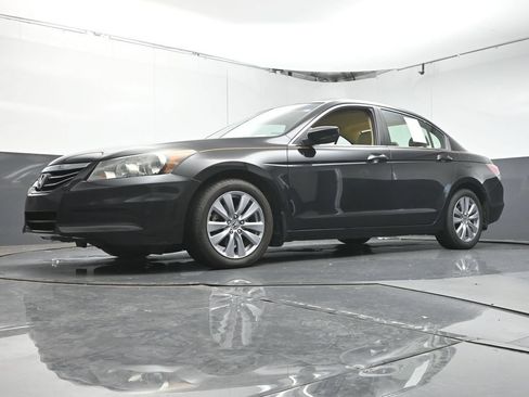 Used 2011 Honda Accord EX-L image 34