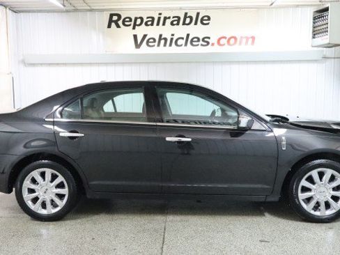 Used 2012 Lincoln MKZ FWD image 4