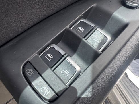 Used 2016 Audi Q5 2.0T Premium AWD/4WD image 19