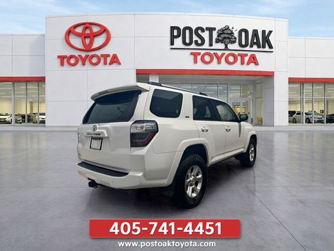 Used 2019 Toyota 4Runner SR5 RWD image 7