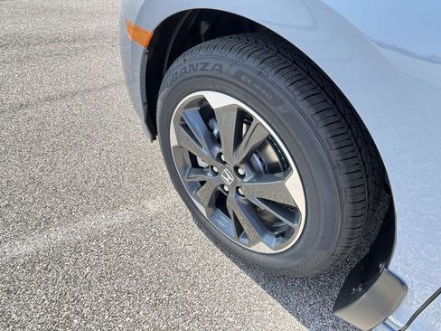 Used 2024 Honda Odyssey Elite image 18