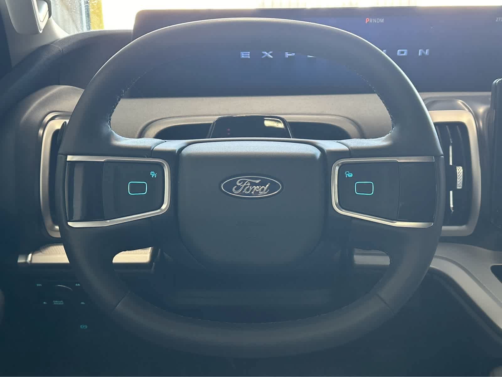 Certified 2025 Ford Expedition Active AWD/4WD image 7
