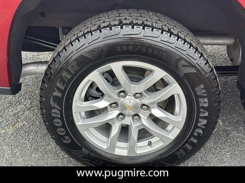 Used 2022 Chevrolet Silverado 1500 LT w/ Bed Protection Package image 17