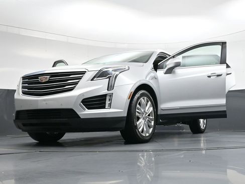 Used 2019 Cadillac XT5 Premium Luxury AWD/4WD image 49
