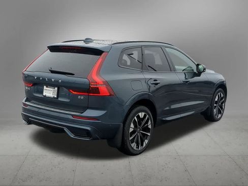 Certified 2026 Volvo XC60 B5 Plus w/ Protection Package Premier image 6