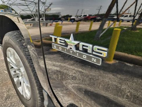 Used 2023 Chevrolet Silverado 1500 LTZ RWD image 7