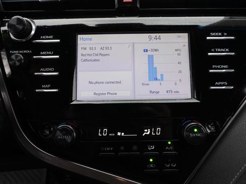 Used 2019 Toyota Camry SE image 19