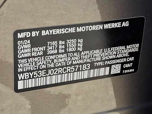 Used 2024 BMW i7 xDrive60 AWD/4WD image 30