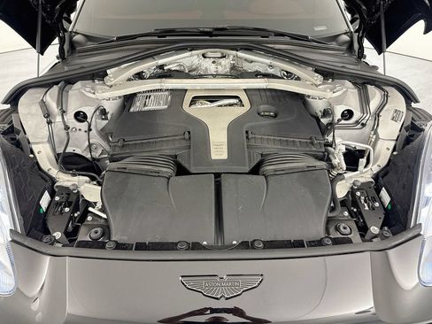 Used 2025 Aston Martin DBX 707 AWD/4WD image 33