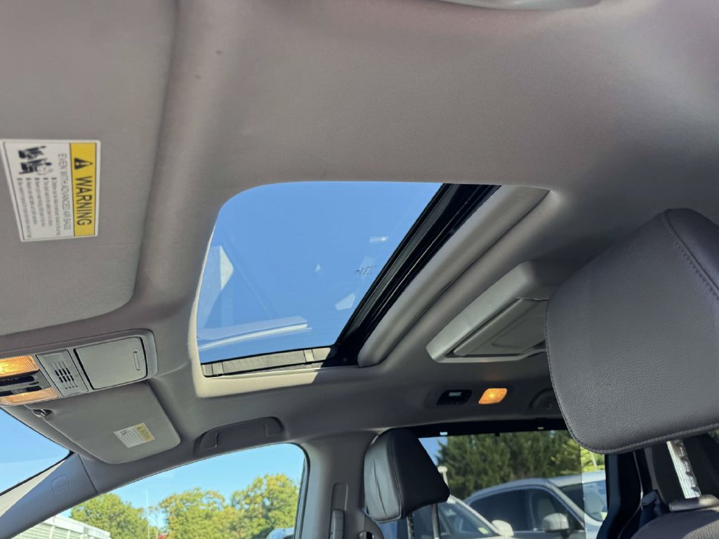 Used 2018 Honda Odyssey EX-L image 17