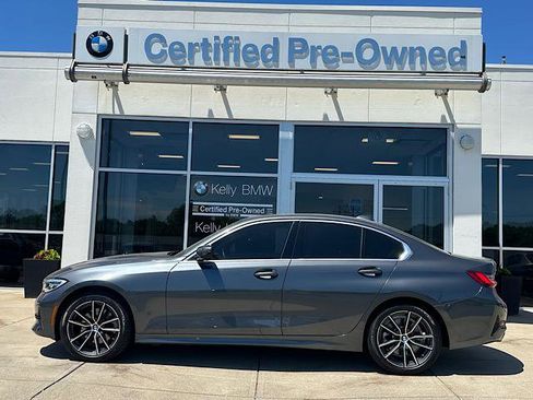 Certified 2022 BMW 330i xDrive Sedan w/ Premium Package AWD/4WD image 5