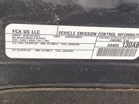 Used 2018 Chrysler Pacifica Limited image 15