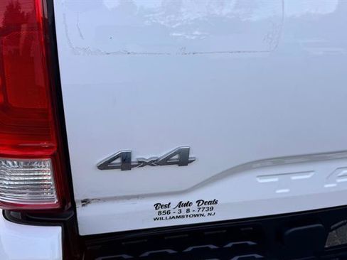 Used 2016 Toyota Tacoma SR w/ SR Convenience Package AWD/4WD image 37