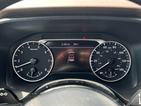 Used 2023 Nissan Rogue SV AWD/4WD image 32