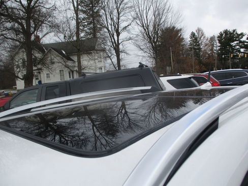 Used 2011 Cadillac SRX Performance image 14