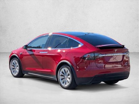Used 2018 Tesla Model X 100D image 8