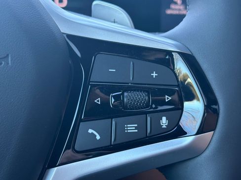 Used 2025 BMW 330i 330i w/ Premium Package image 32