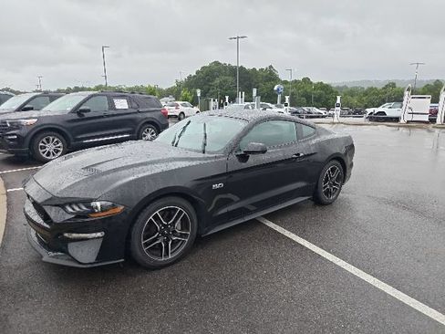 Used 2022 Ford Mustang GT w/ Equipment Group 301A RWD image 6