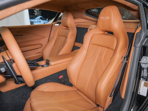 New 2026 Aston Martin V8 Vantage Coupe image 12