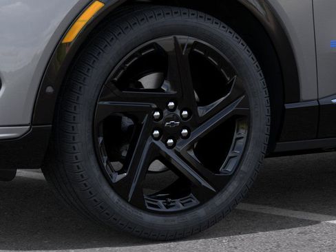 New 2025 Chevrolet Equinox EV RS image 33