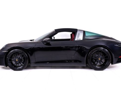 Used 2022 Porsche 911 Targa 4 GTS w/ Premium Package AWD/4WD image 2
