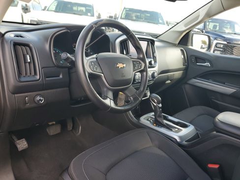 Used 2022 Chevrolet Colorado LT image 9