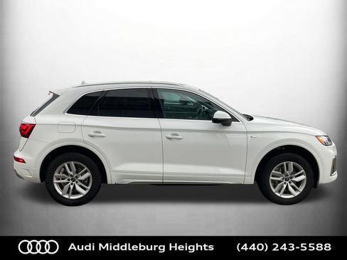 Certified 2023 Audi Q5 2.0T Premium w/ Convenience Package image 11