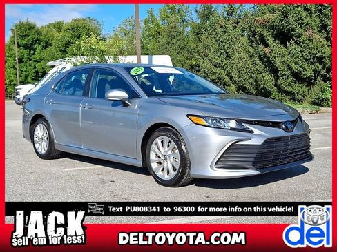 Certified 2023 Toyota Camry LE FWD image 1