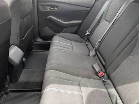 Used 2024 Honda Accord Sport image 7