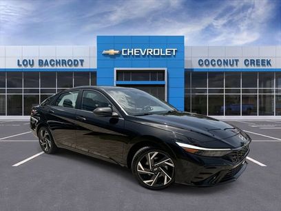 Used 2025 Hyundai Elantra SEL