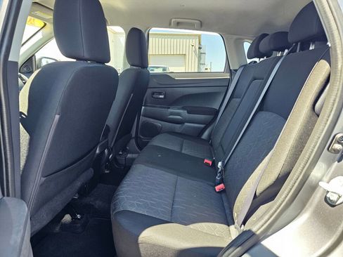Used 2020 Mitsubishi Outlander Sport ES AWD/4WD image 12